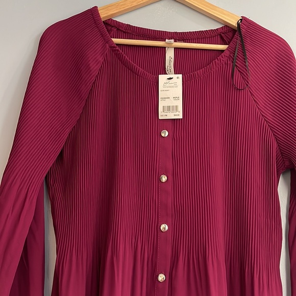 NY collection pleated top NWT - Picture 2 of 4